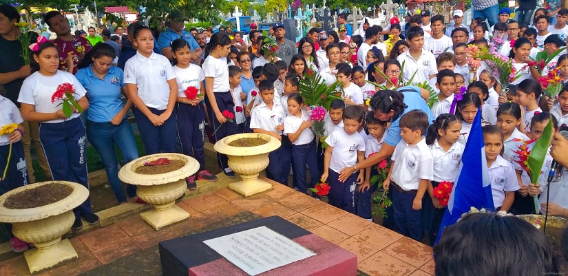 HOMENAJE